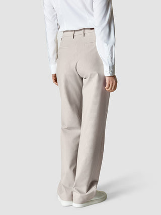 Essential Pants Straight Cream Latte