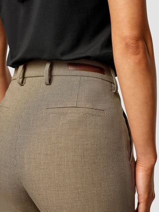 Essential Pants Tapered Latte