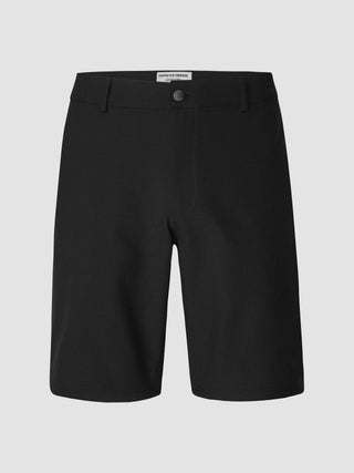 Essential Shorts Black fra Shaping New Tomorrow, med knappelukking for maksimal komfort.