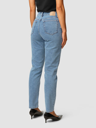 Jeans Tapered Snow Blue Wash