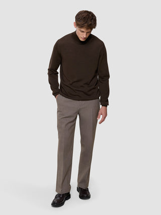 Seamless Premium Merino Knit Turtleneck Saddle Brown