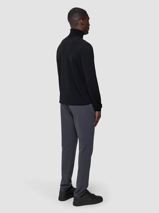 Seamless Premium Merino Knit Turtleneck Black