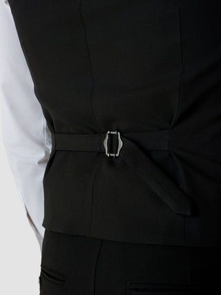 Essential Vest Black