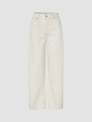 Løse jeans for kvinner i off-white med vid benvidde og avslappet passform.