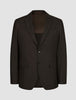 Motion Blazer Regular Cognac: mørkebrun blazer med 360°-stretch, to knapper, hakkrevers og to lommer med klaff foran.