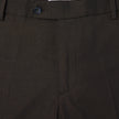 Mørkebrune Motion Suit-bukser i slim fit, Slim Cognac, med 360°-stretch, knappelukking og merkelapp i linningen.