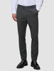 Motion Suit Pants Slim Pepper Grey – dressbukser i slim fit, kombinert med en hvit skjorte med knapper og svarte loafers.