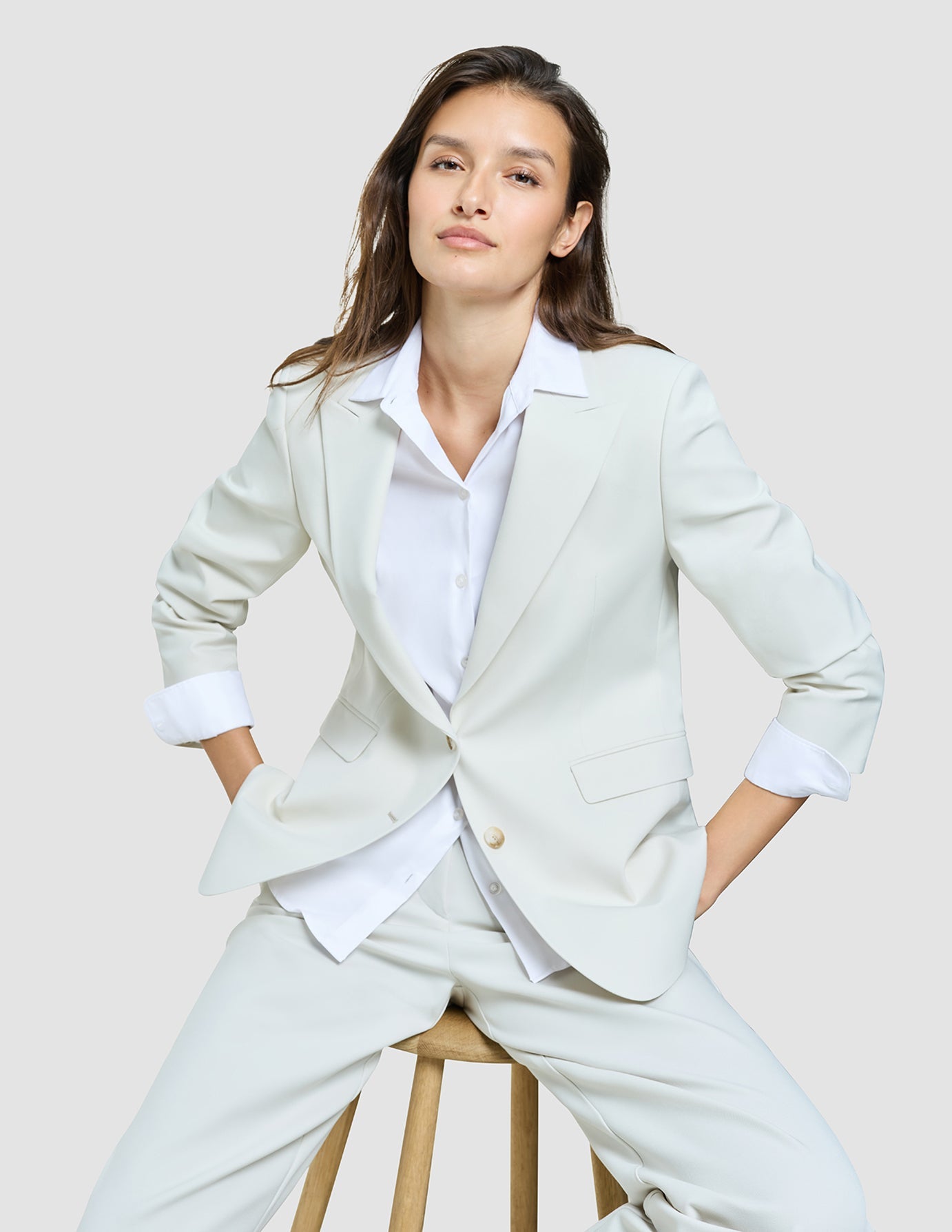 Monochrome in motion