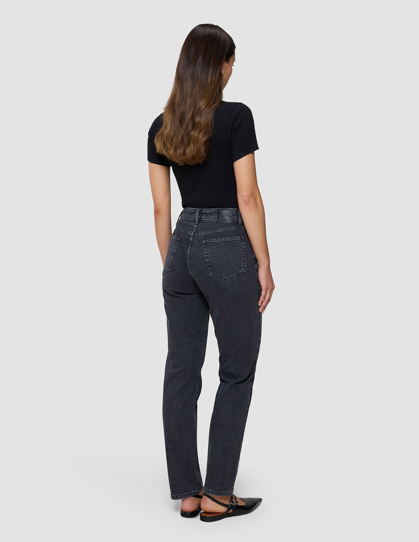 Women's Classic Jeans Tapered Washed Black