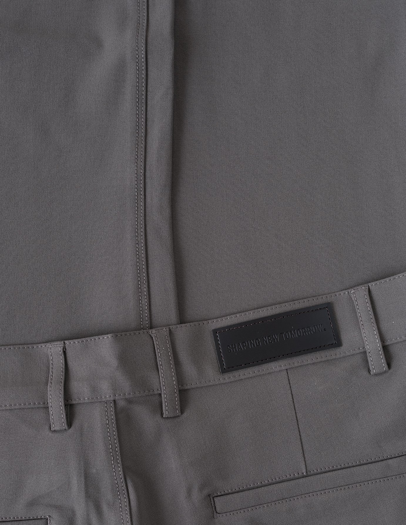 Essential Pants Regular Grey