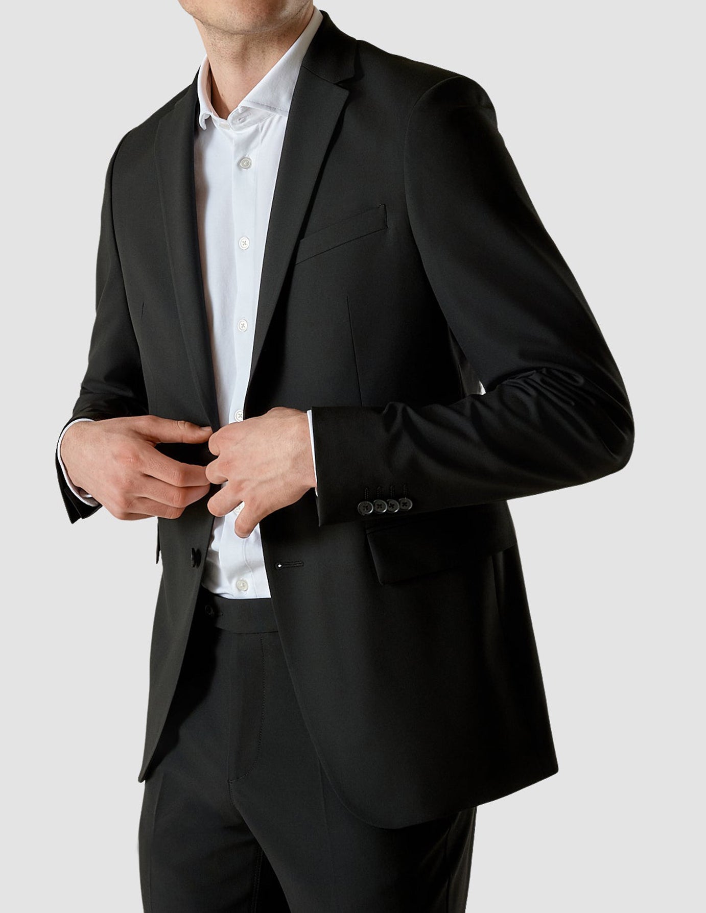 Essential Suit Black