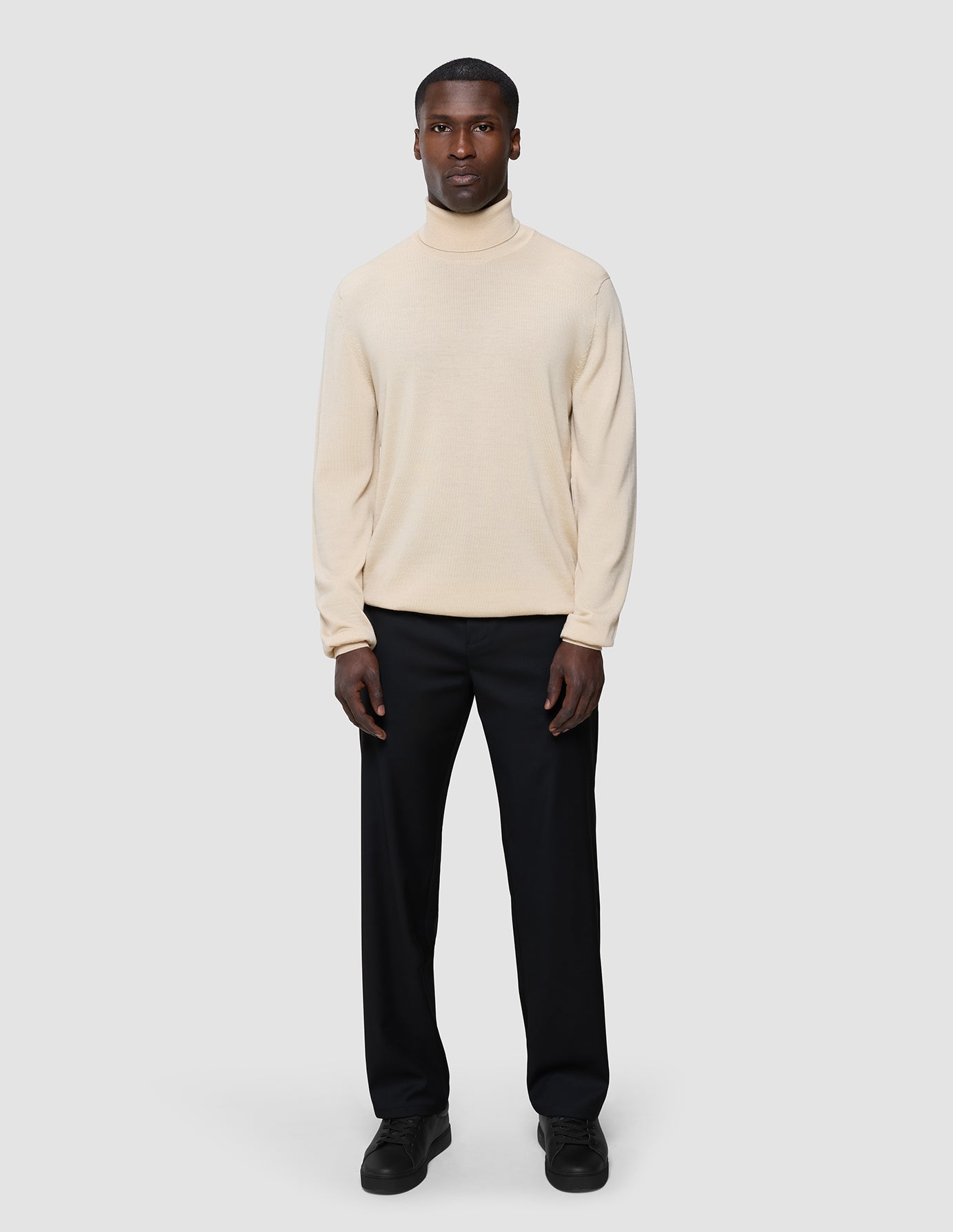 Seamless Premium Merino Knit Turtleneck Birchwood