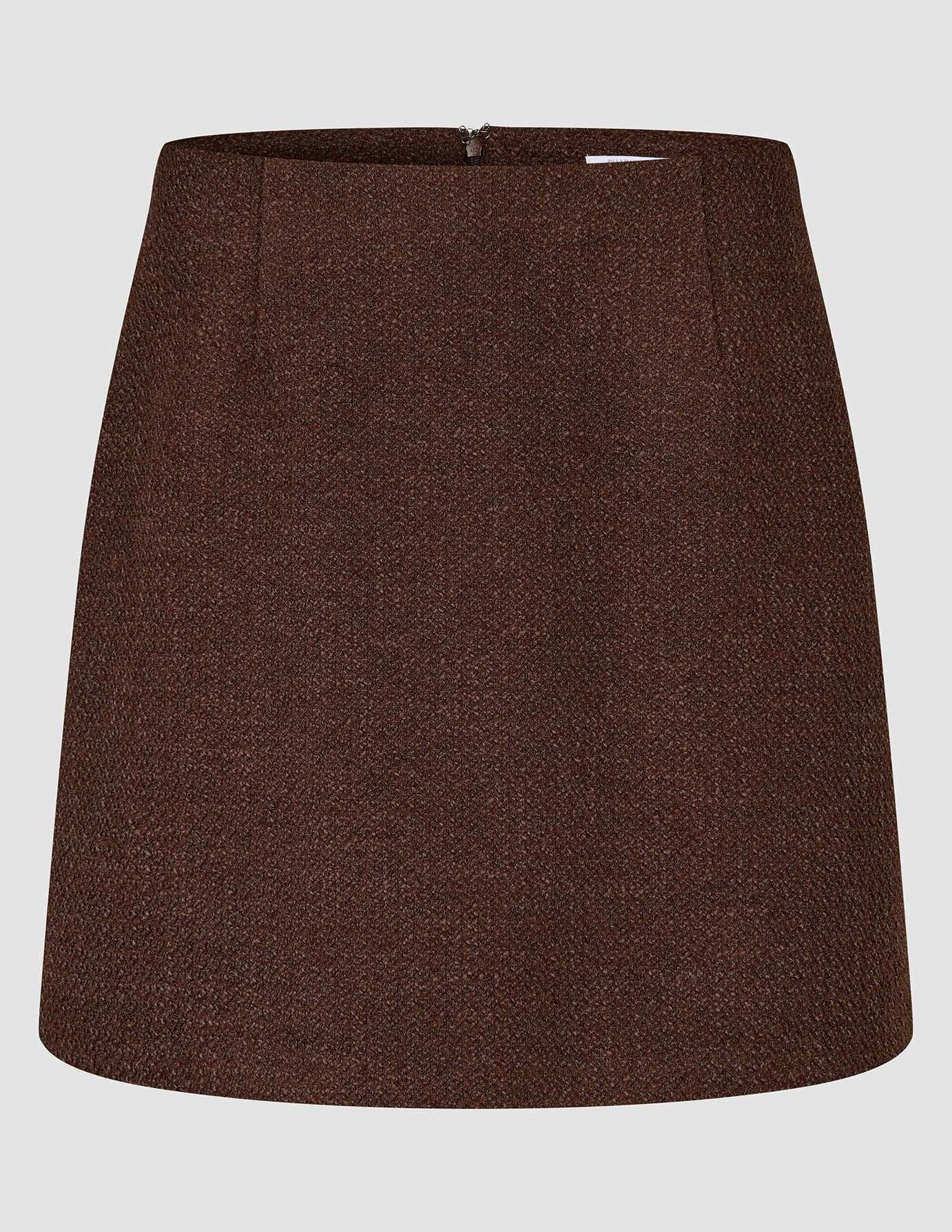 Sorae kort skjørt for kvinner i fargen «Espresso» med bouclé-struktur.